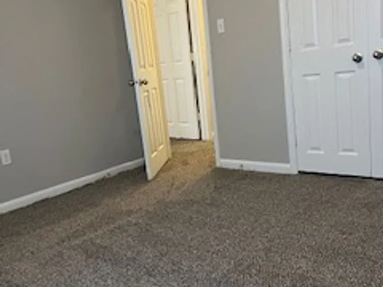 1328 McCulloh St — Photo 3