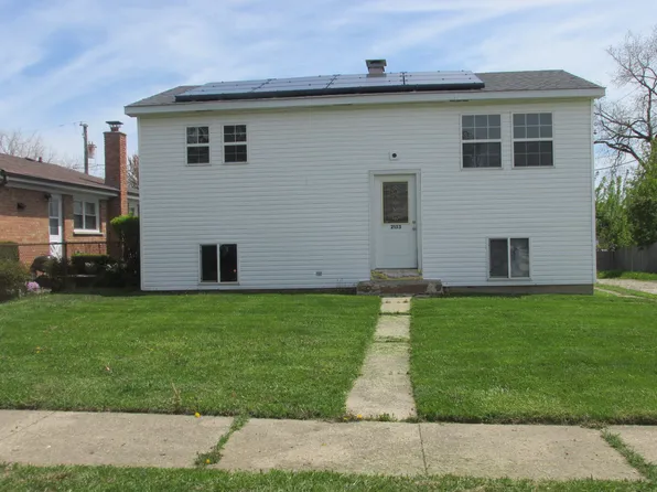 2133 Sherman Ave, North Chicago, IL 60064