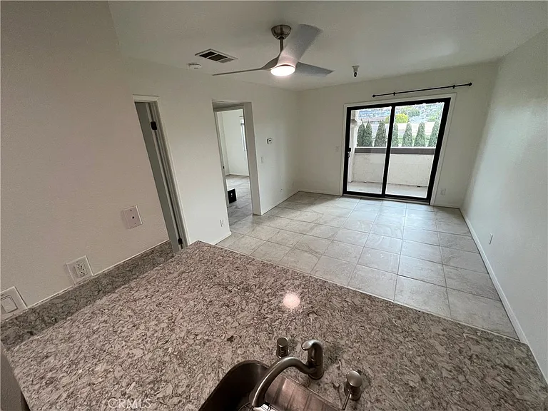 3830 Avenida Del Presidente #3830-34 — Photo 4