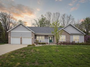 197 Holmes Dr, Buchanan, MI 49107