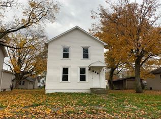 105 W Columbia St, Danvers, IL 61732