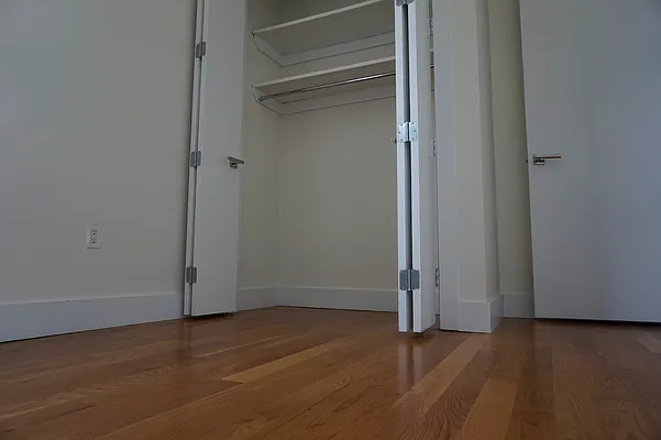 Rented by EXR | media 15