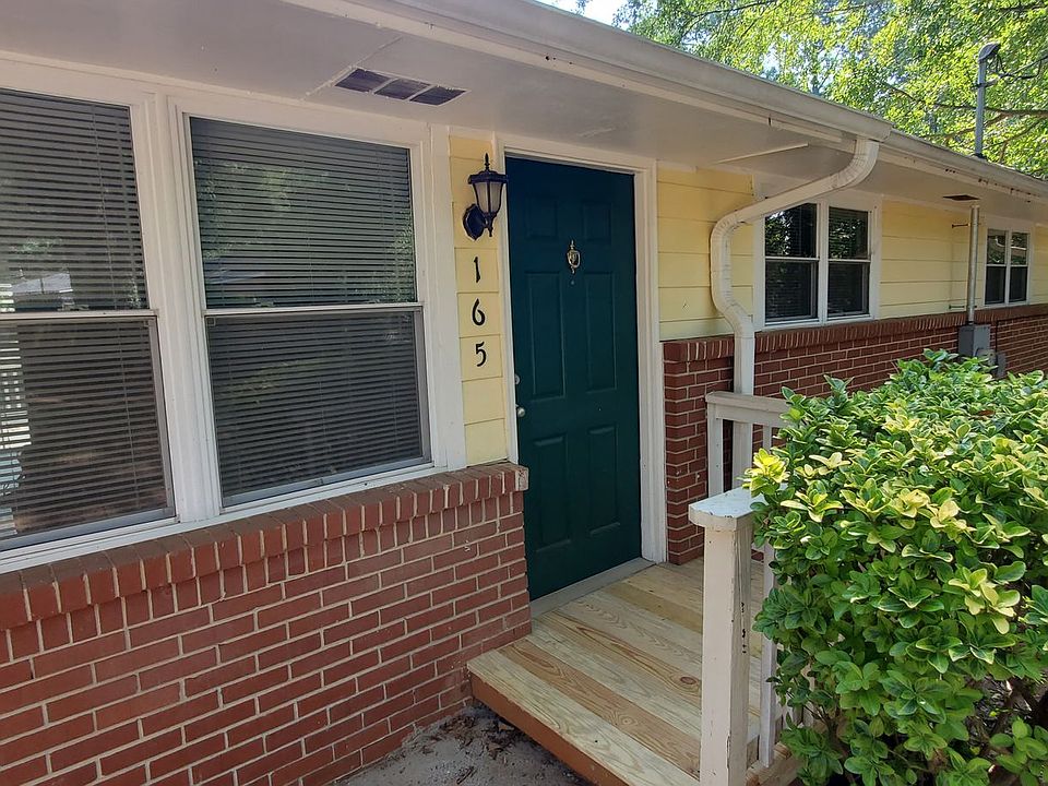 1st image of 165 Otis Cir SW