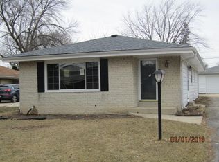 5332 W Allerton Ave, Greenfield, WI 53220