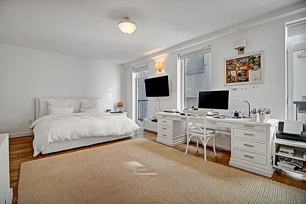 Rented by Kian Realty | media 10