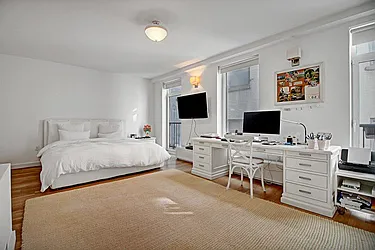 Rented by Kian Realty