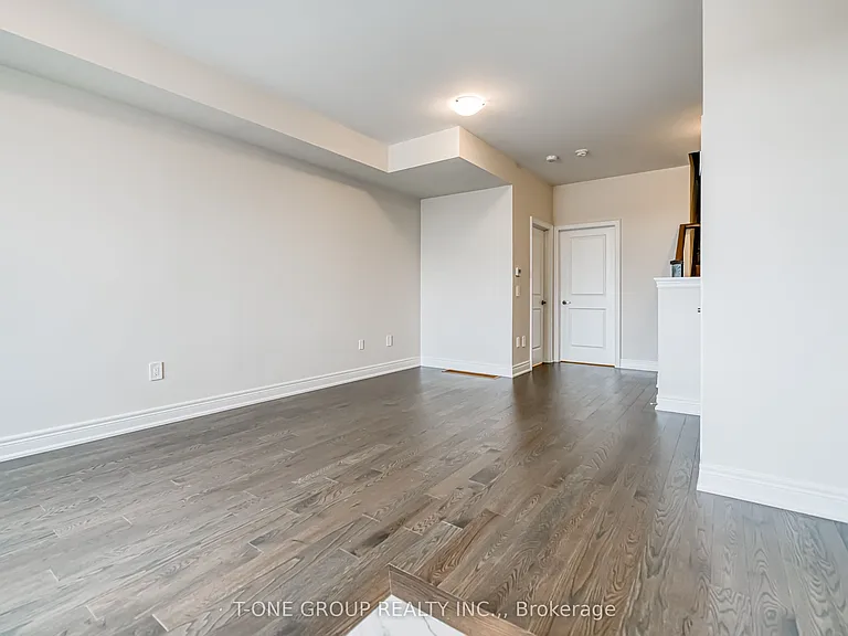 54 Selina Rose St — Photo 7