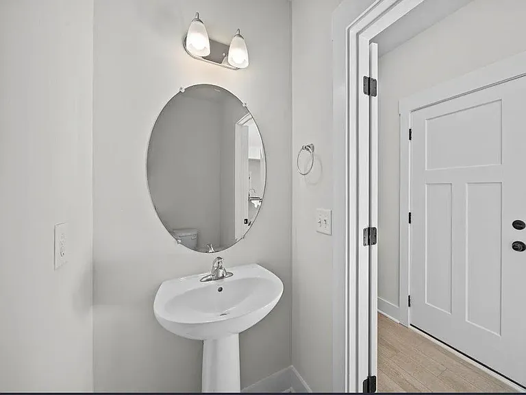 1085 Millison Pl — Photo 10