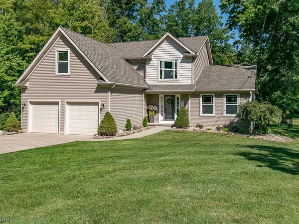 11631 Girdled Rd, Concord Township, OH 44077