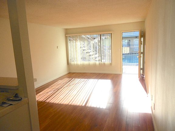 5th image of 3722 Bagley Ave #4-9
