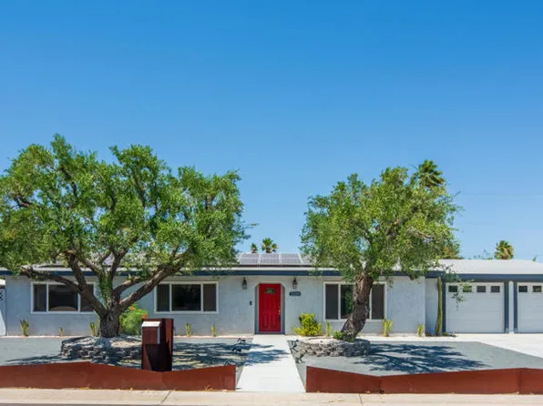 2120 E Del Lago Rd, Palm Springs, CA 92262