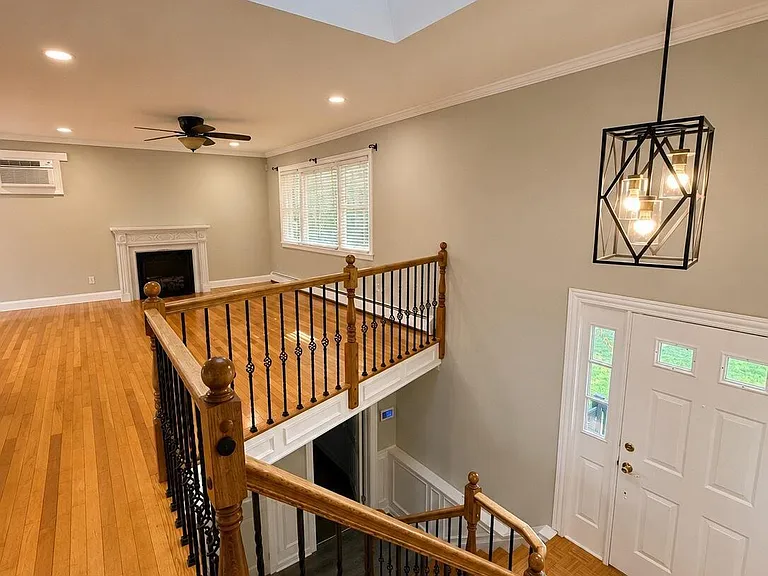 601 Harmony Rd — Photo 2