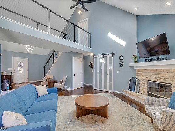 4th image of 5265 Lisa Way