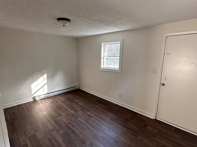 1911 Francis St — Photo 6