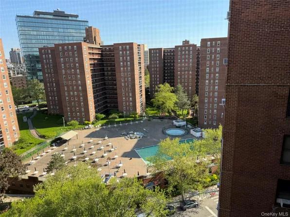 61-55 98 Street #14F, Rego Park, NY 11374