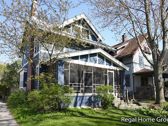 2nd image of 542 Gladstone Ave SE