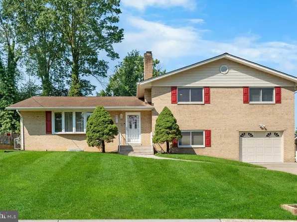 6411 Gifford Ln, Temple Hills, MD 20748