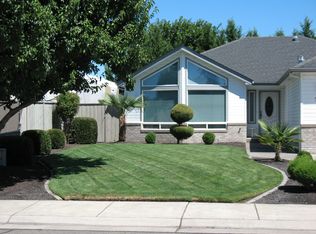 128 Meadowbrook Dr, Central Pt, OR