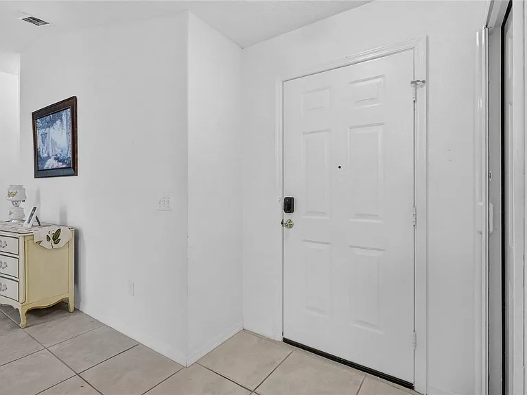1630 Tampico Pl — Photo 8