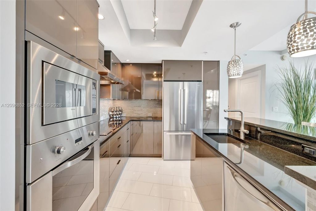 1 N Ocean Blvd APT 1511, photo 8