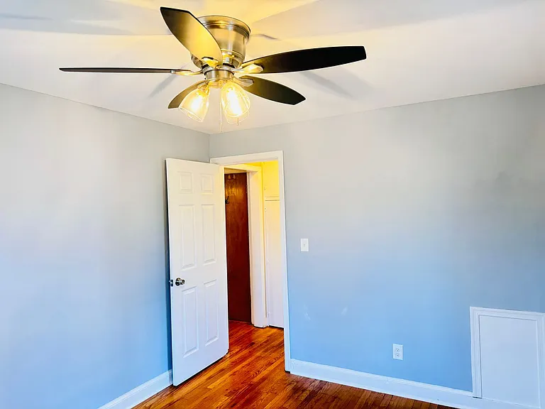 908 Hudson Ave FHY Properties, LLC — Photo 64
