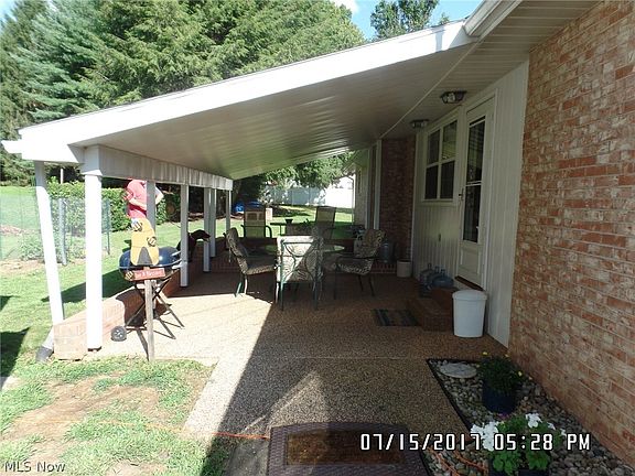 3rd image of 4600 Carol Dr