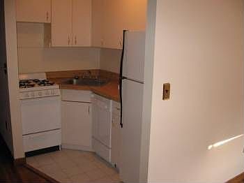 1st image of 85 Adams St E