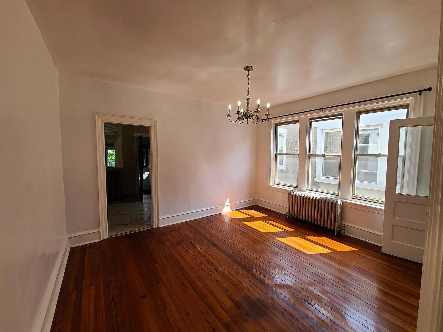 5437 Walnut Street — Photo 4