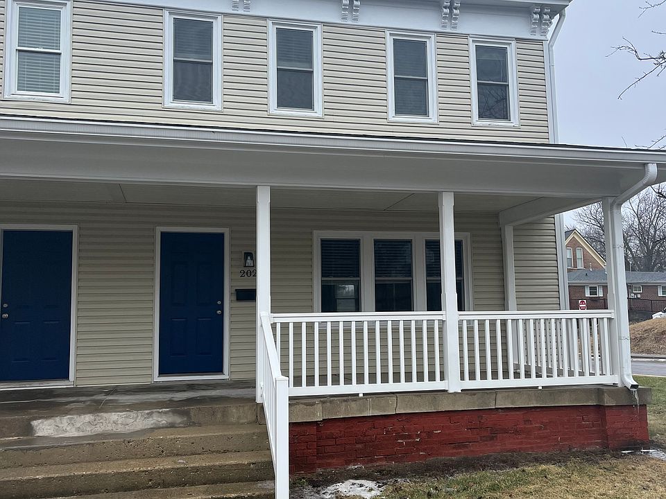Street View of Front of duplex