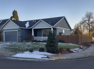 1095 Kaylee Ave, Junction City, OR 97448