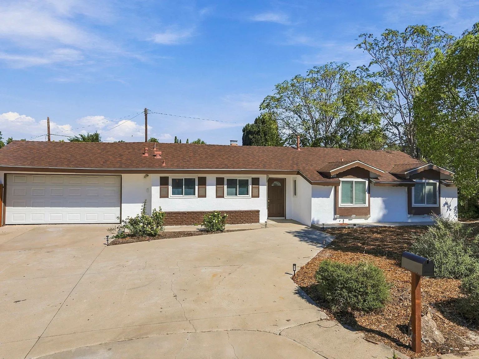 Calle Gomero, Thousand Oaks — Photo 1