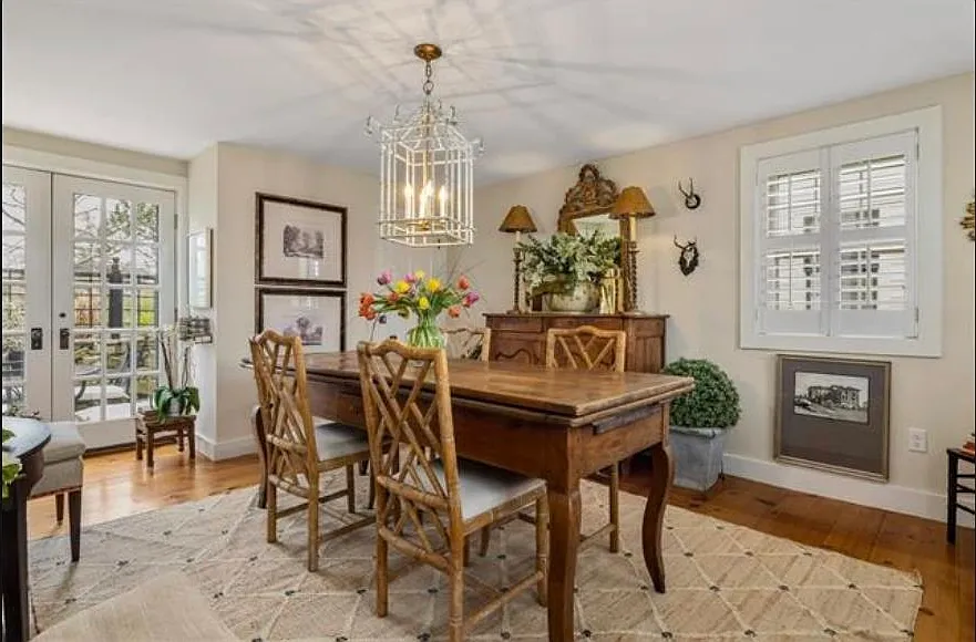 3 bed, 2.5 bath, 1950 sqft, $4,850 — Photo 4