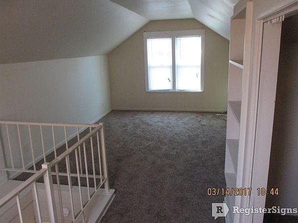2nd image of 10555 McKinney St