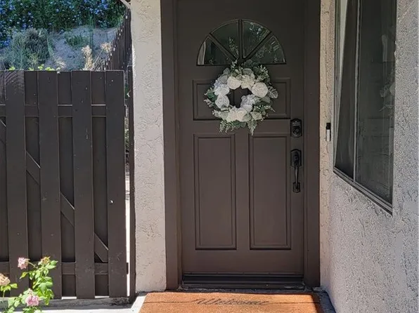 28297 Bockdale Ave, Santa Clarita, CA 91387