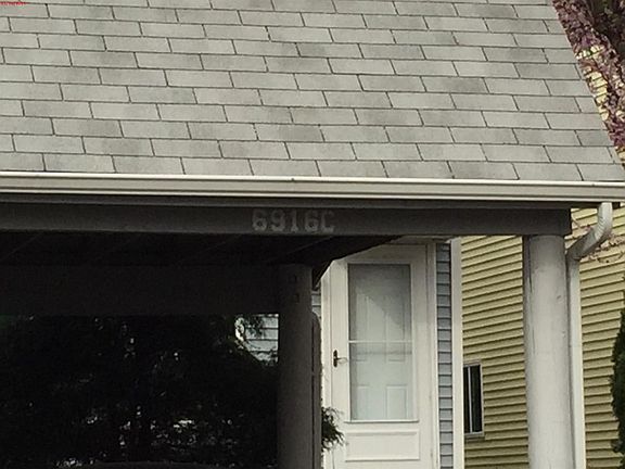 2nd image of 6916 NE 43rd St Unit 6-C