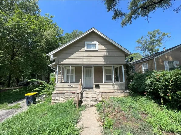 6902 Bellefontaine Ave, Kansas City, MO 64132
