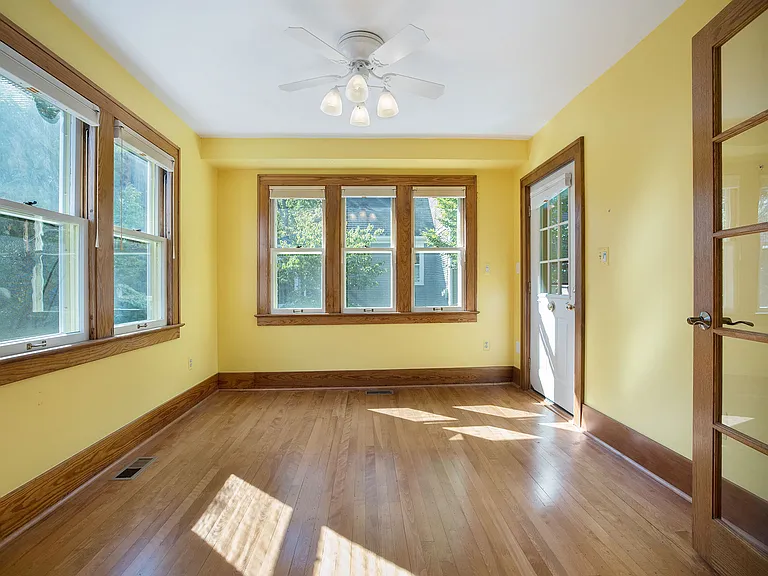 529 S Ashley St — Photo 8