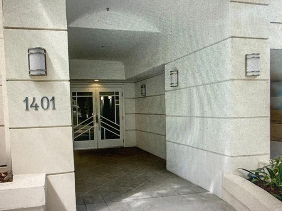 1st image of 1401 S Bentley Ave APT 203