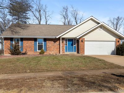 1039 Treeline Ct, Ballwin, MO, 63021