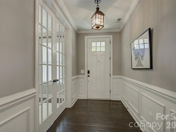 5th image of 295 Helton Ln