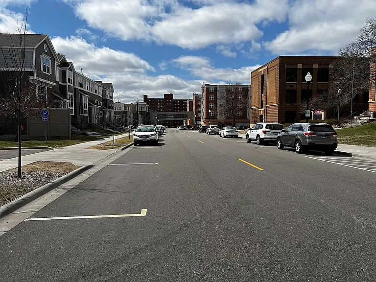 222 Monroe St — Photo 11