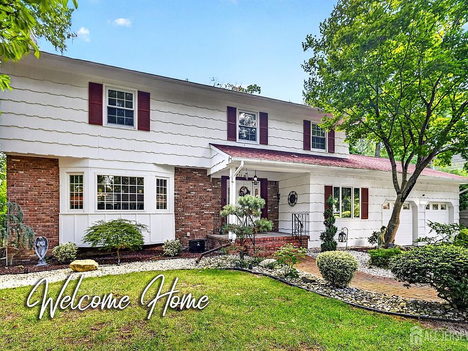 1st image of 3 Shady Ln