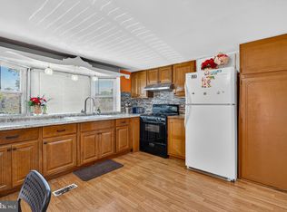 210 Trailway Rd, Middle River, MD 21220