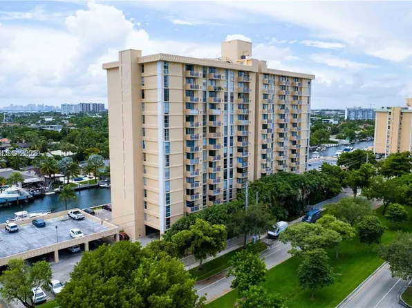 2350 NE 135th St, North Miami, FL