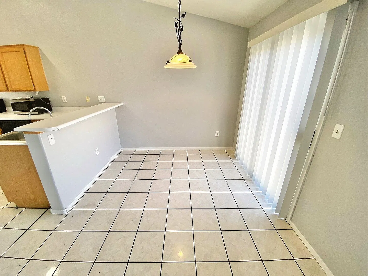 Adorable 3 Bedroom 2 Bathroom Single Story Home Located In A Gated Community In North Las Vegas, — Photo 3