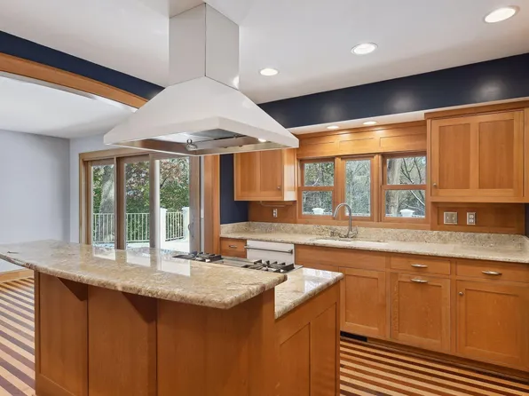 5207 Doncaster Way, Edina, MN 55436