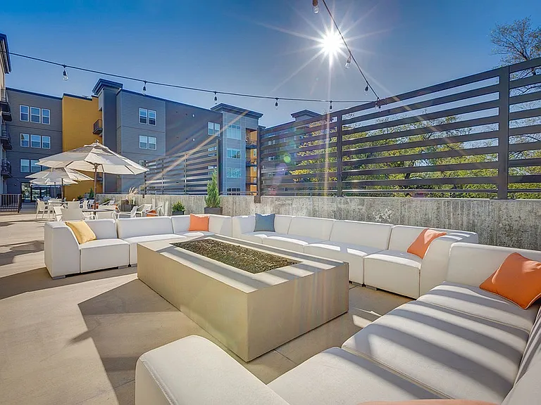 Outdoor Lounge