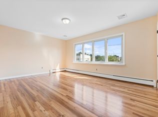 231 Maple St FLOOR 2, Secaucus, NJ 07094