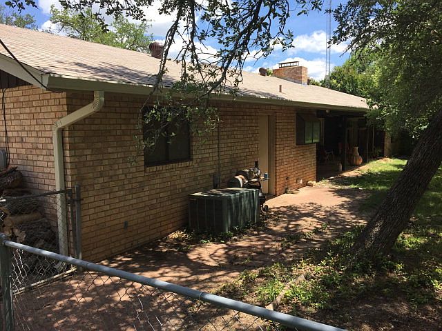 2nd image of 193 Linda Dr