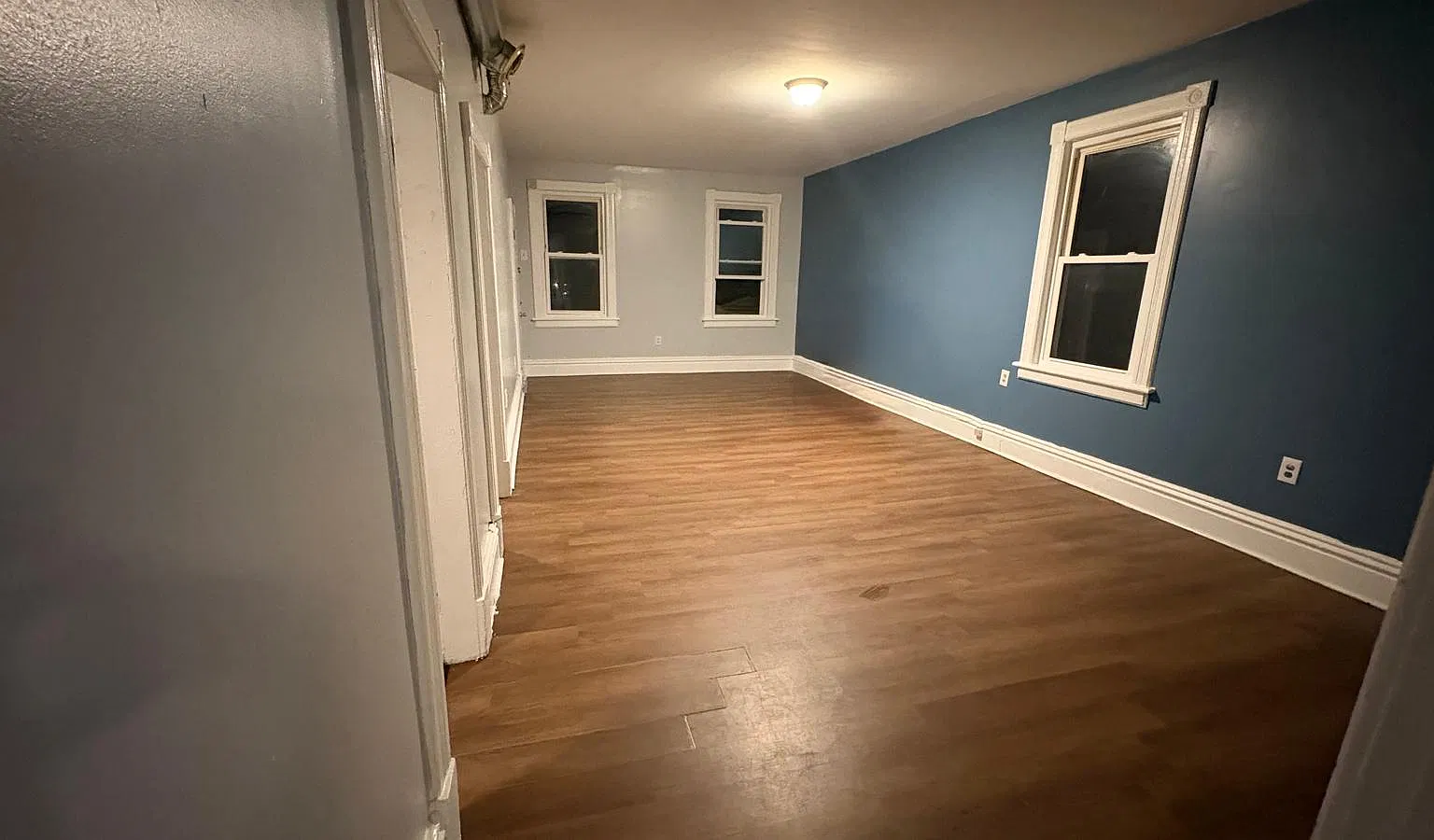 2 bed, 950 sqft, $1,200 — Photo 2